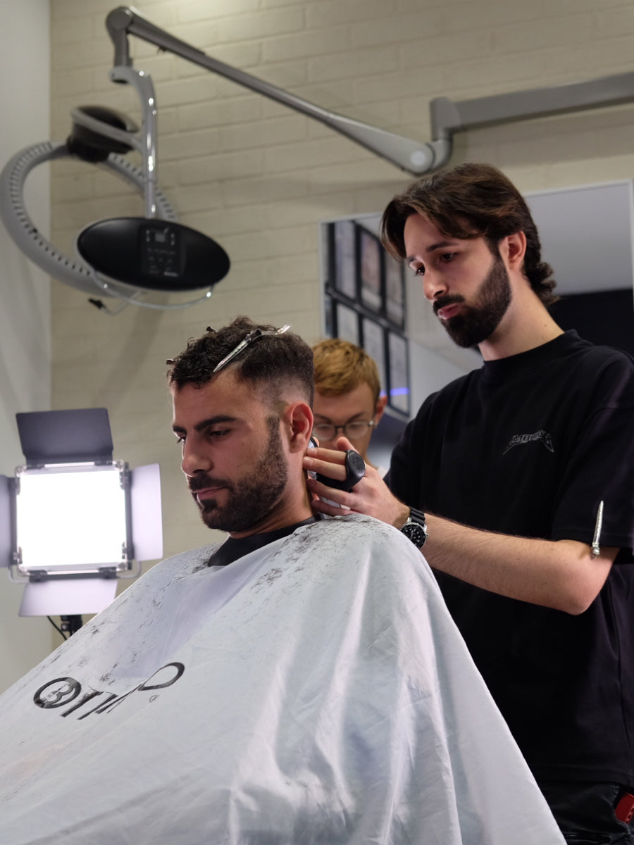 Diventare Parrucchiere Professionista: Guida alla Formazione e all’Academy